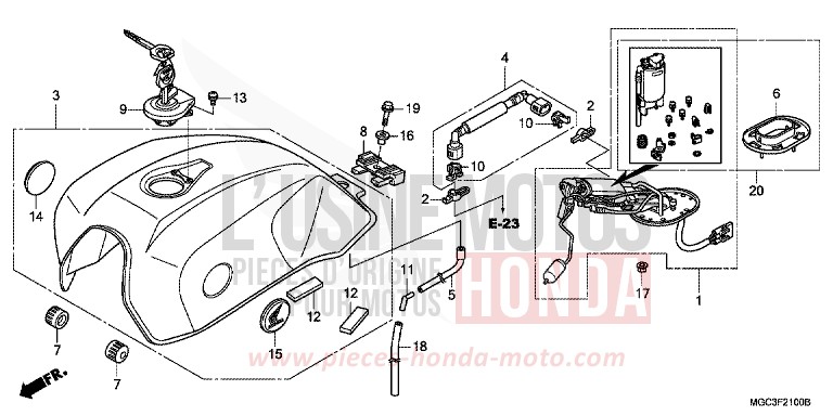 RESERVOIR A CARBURANT/POMPE A CARBURANT de CB1100 ABS GRAPHITE BLACK (NHB01) 2013